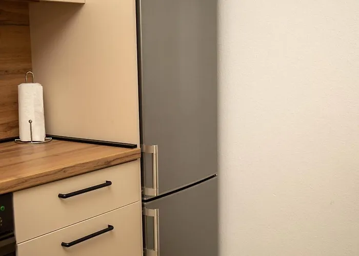 شقة Emel موستار